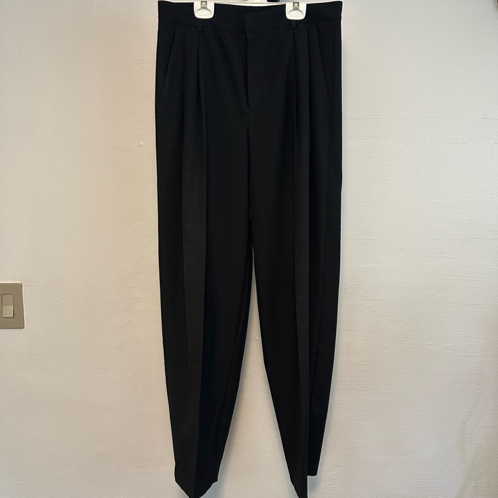 Men's Black Pleated Dress Pants